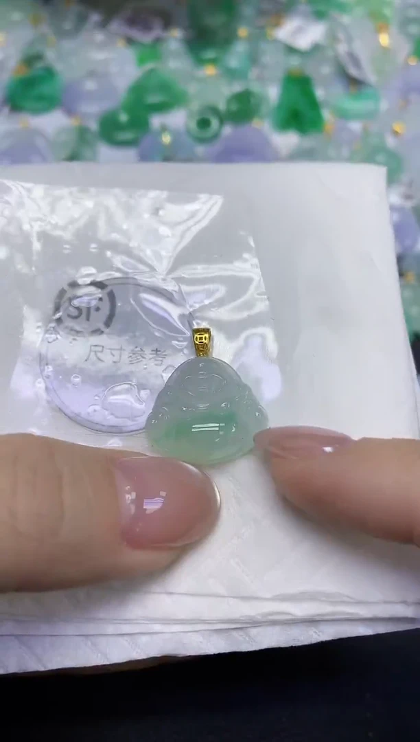 颈饰未镶嵌翡翠天然缅甸翡翠A货百元以上9元证书费自理