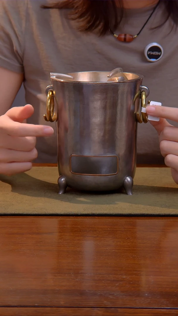 敬****；大千手作 双耳 足银 火炉