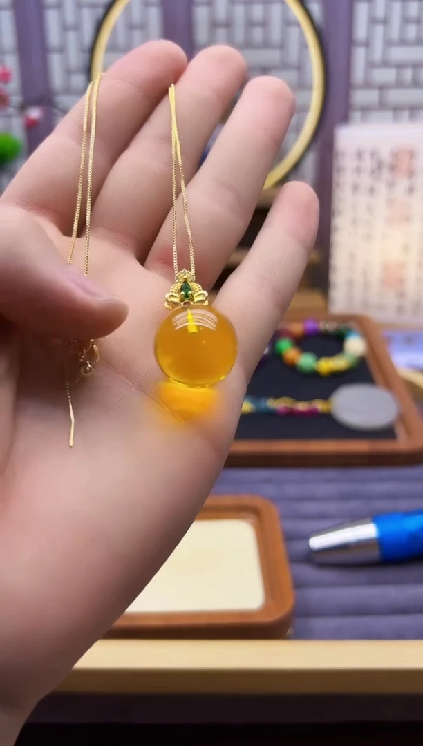 14K金镶嵌吊坠(赠链)金珀D114