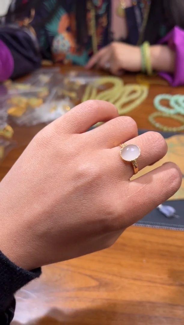 【闪购商品】和田玉9218K金镶嵌1.8冰冰