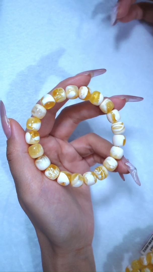 【闪购商品】蜜蜡手链未镶嵌典藏级10.3mm金漆瓷白溶洞妖孽