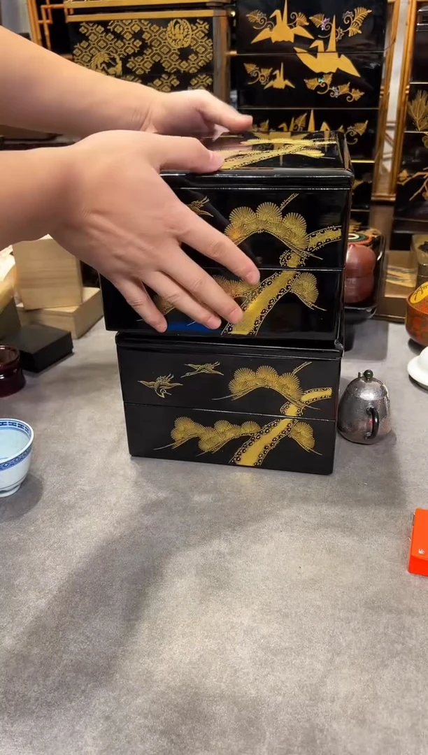 实木沈金雕刻四段重