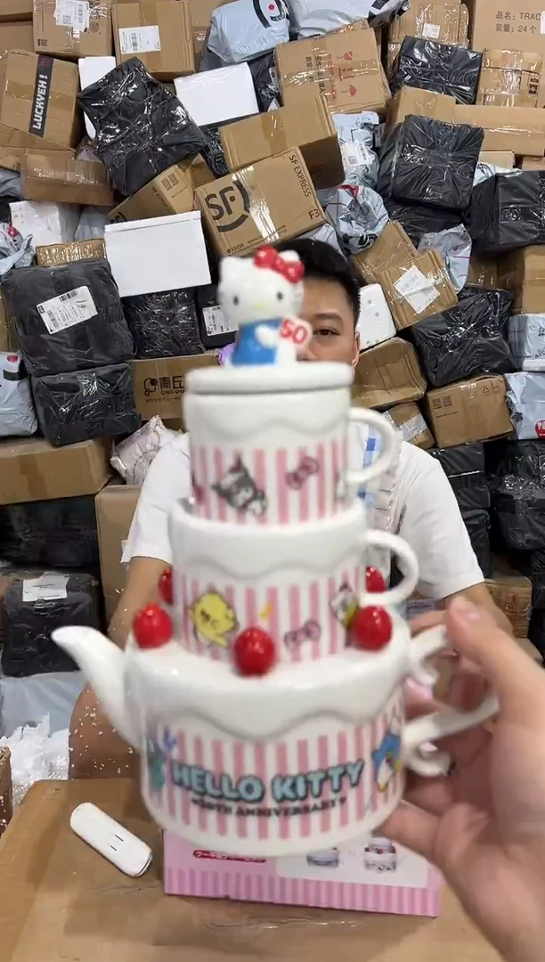 瓷片原盒kt猫50周年茶壶套组