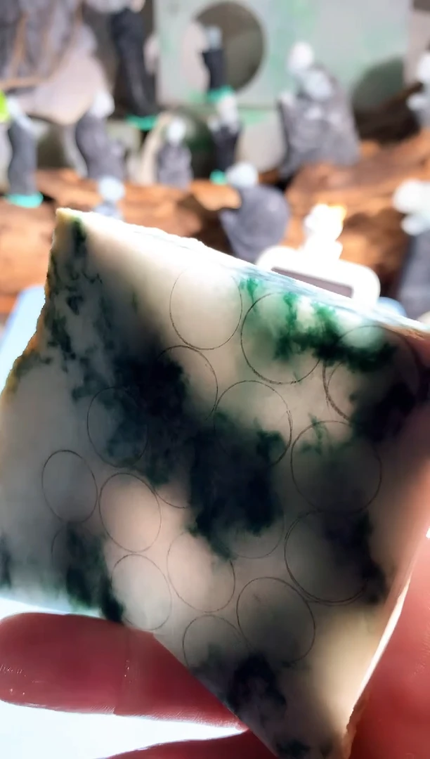 翡翠未镶嵌吊坠(不含链)市***生B635