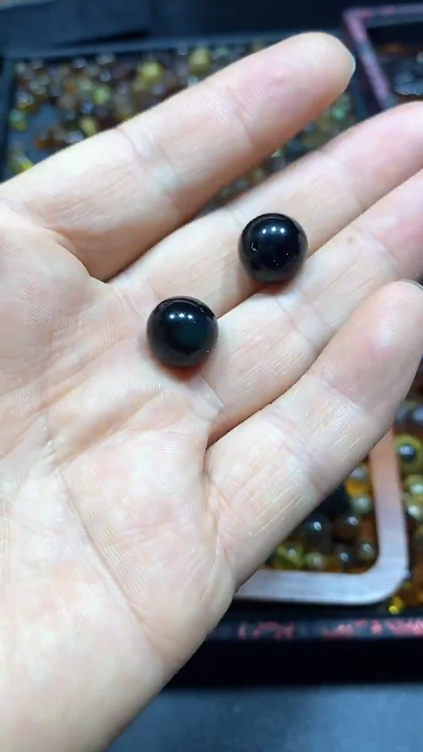 绿珀颈饰未镶嵌天然缅甸琥珀单珠2个
