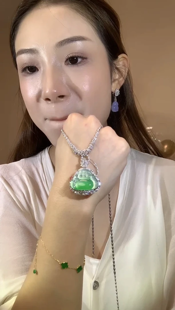 吊坠(不含链)18K金镶嵌翡翠小*A93 不含链