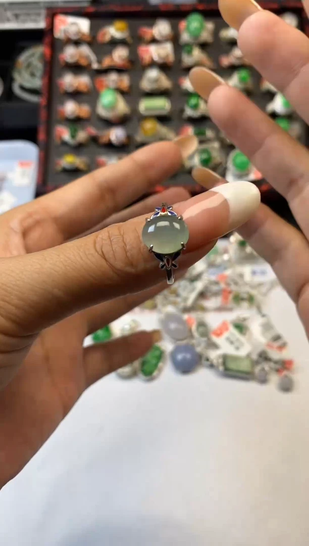 银S925镶嵌戒指翡翠1