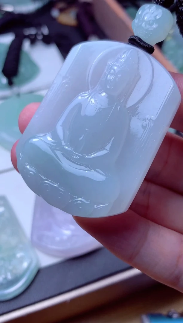 颈饰未镶嵌翡翠天然A货翡翠