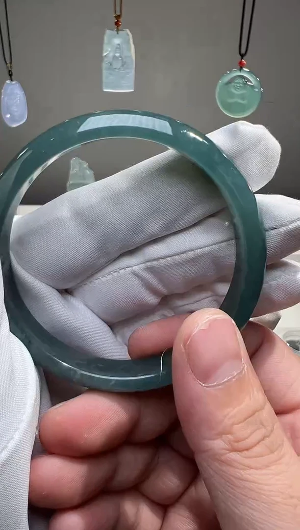 未镶嵌手镯翡翠手镯