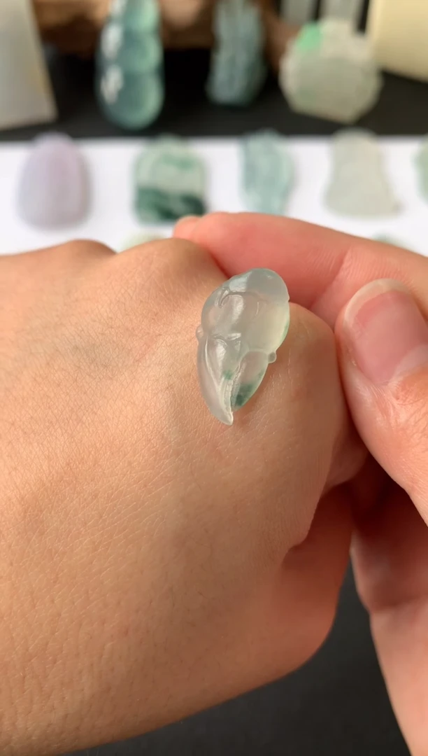 【闪购商品】定制翡翠未镶嵌翡翠