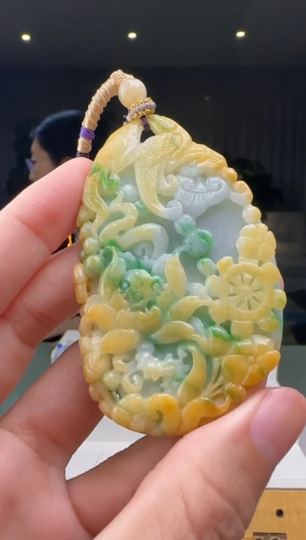 【闪购商品】翡翠吊坠(不含链)未镶嵌XM@@960Q3J10034
