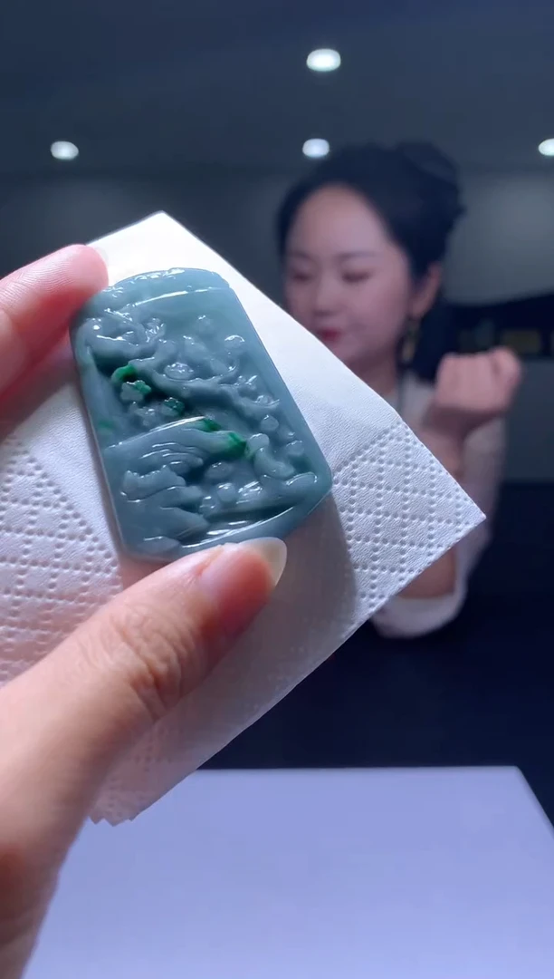 颈饰未镶嵌翡翠天然翡翠（拍一发一）