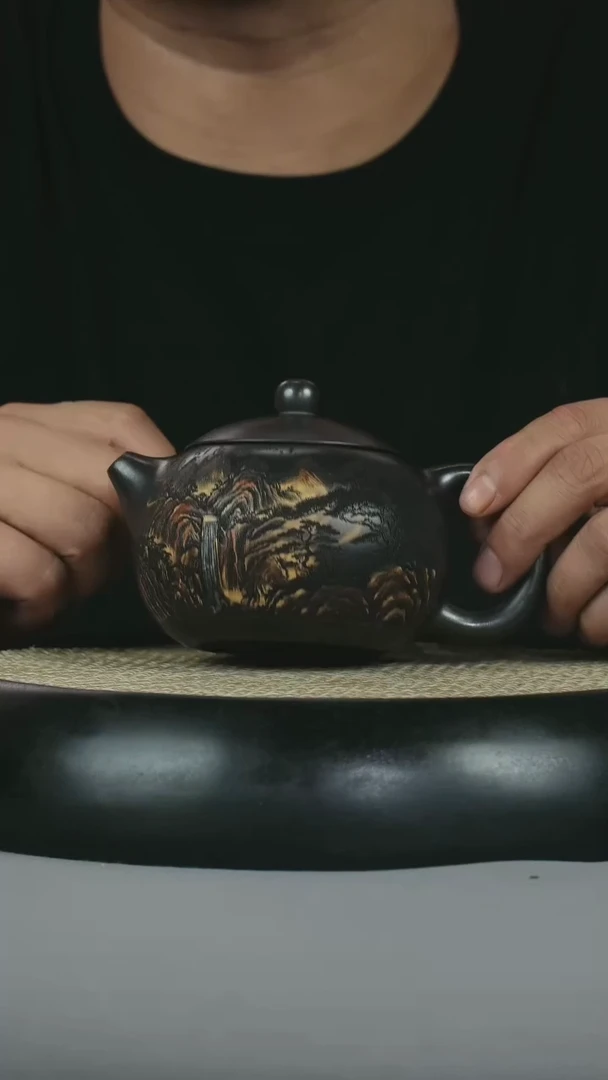 茶壶紫砂 原矿石黄 西施 彩刻山水