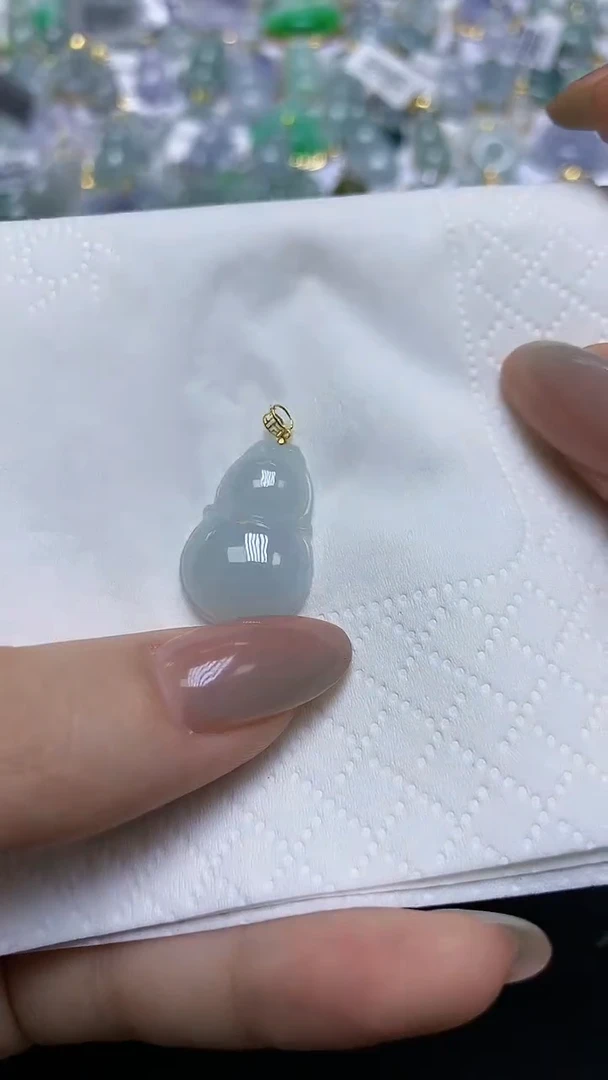 翡翠18K金镶嵌颈饰天然缅甸A货翡翠