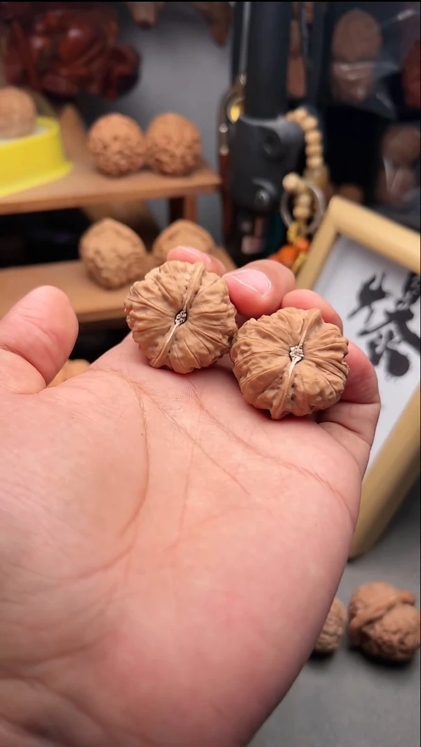 吊坠文玩核桃门头沟元宝36