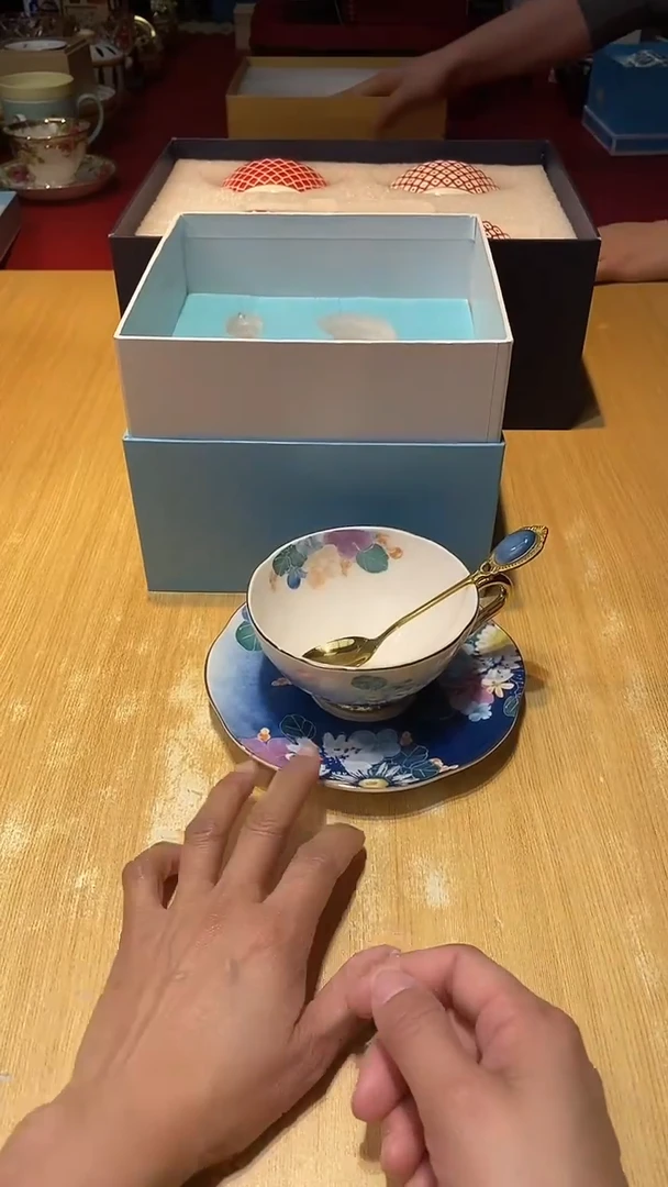 瓷片生活的本意是开心啊@@1