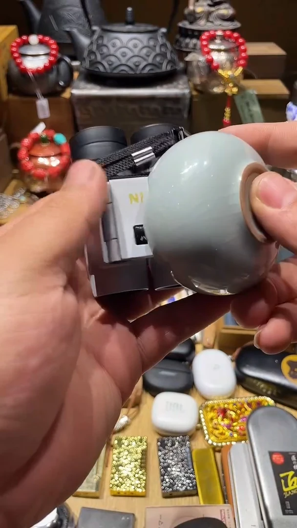 瓷片闪购商品 如图所示