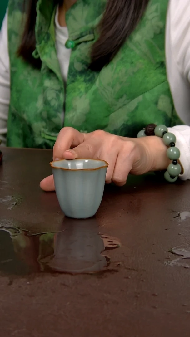 仿古灰青花口闻香杯不完美 简装