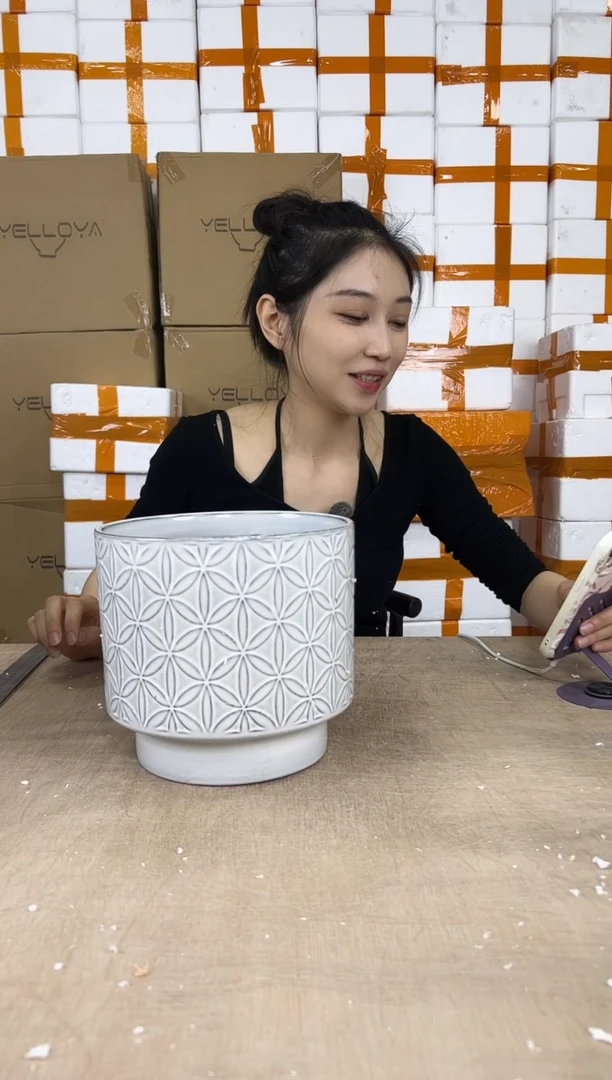 圆筒菱形白色大号21x19