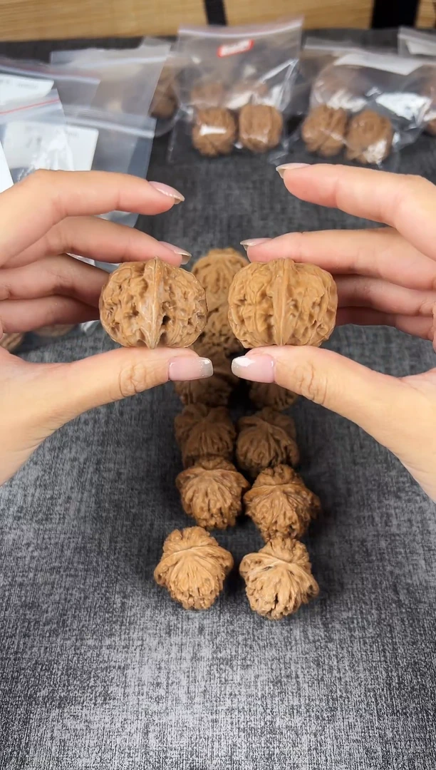 把件文玩核桃卡40尺寸磨盘（山地果全品无修）