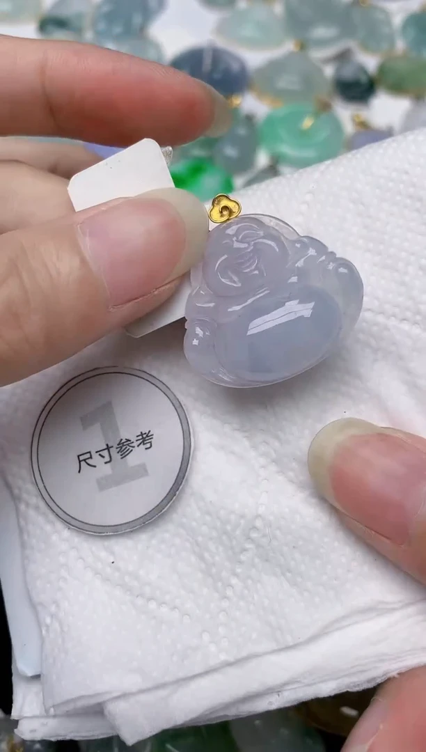 翡翠18K金镶嵌颈饰天然A货翡翠