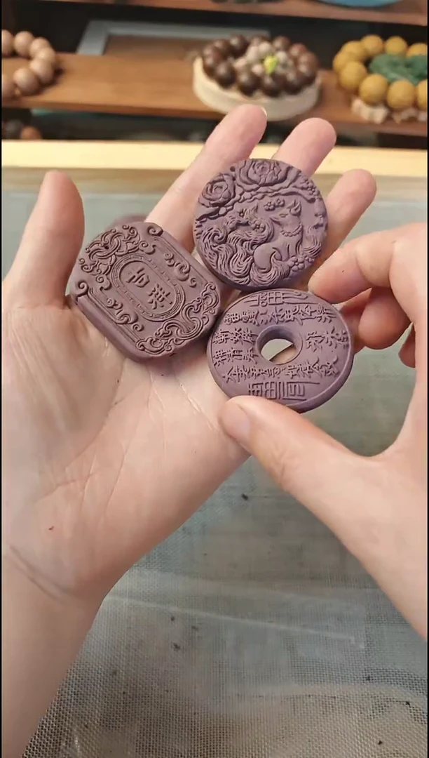 泥塑清湿香香牌一套