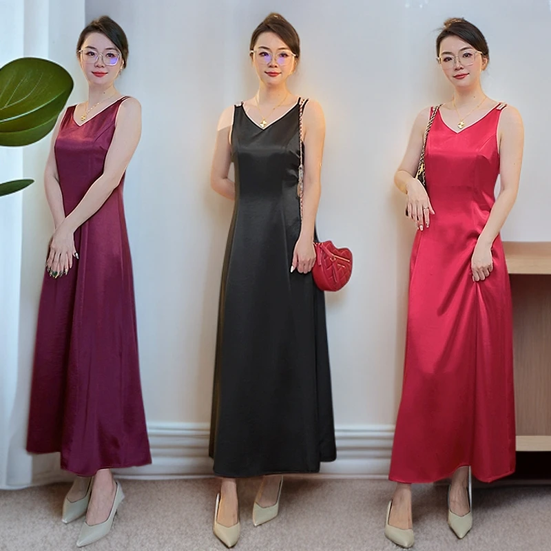 夏季连衣裙纯色时髦时尚修身裙子V领无袖法式显瘦气质长裙收腰