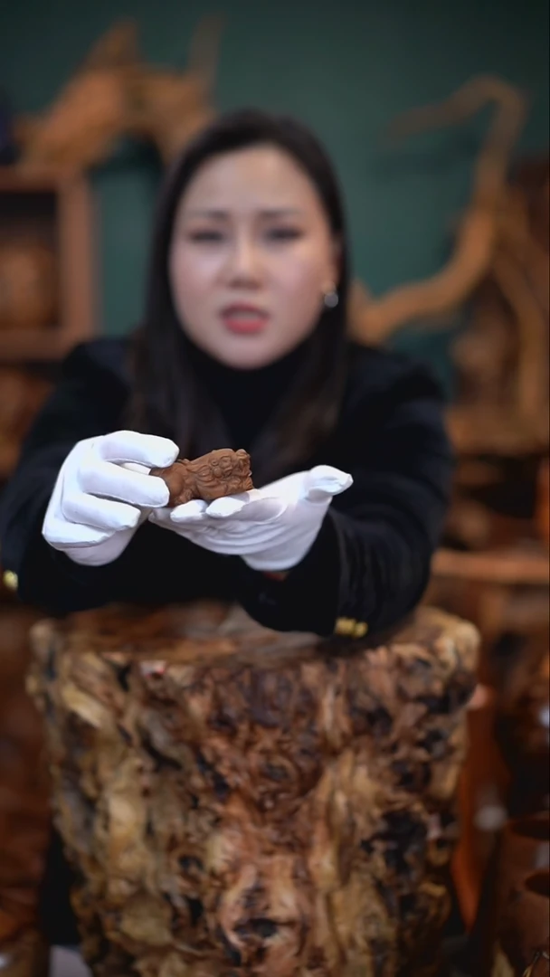 【闪购商品】枣木雷击枣木手把件貔貅