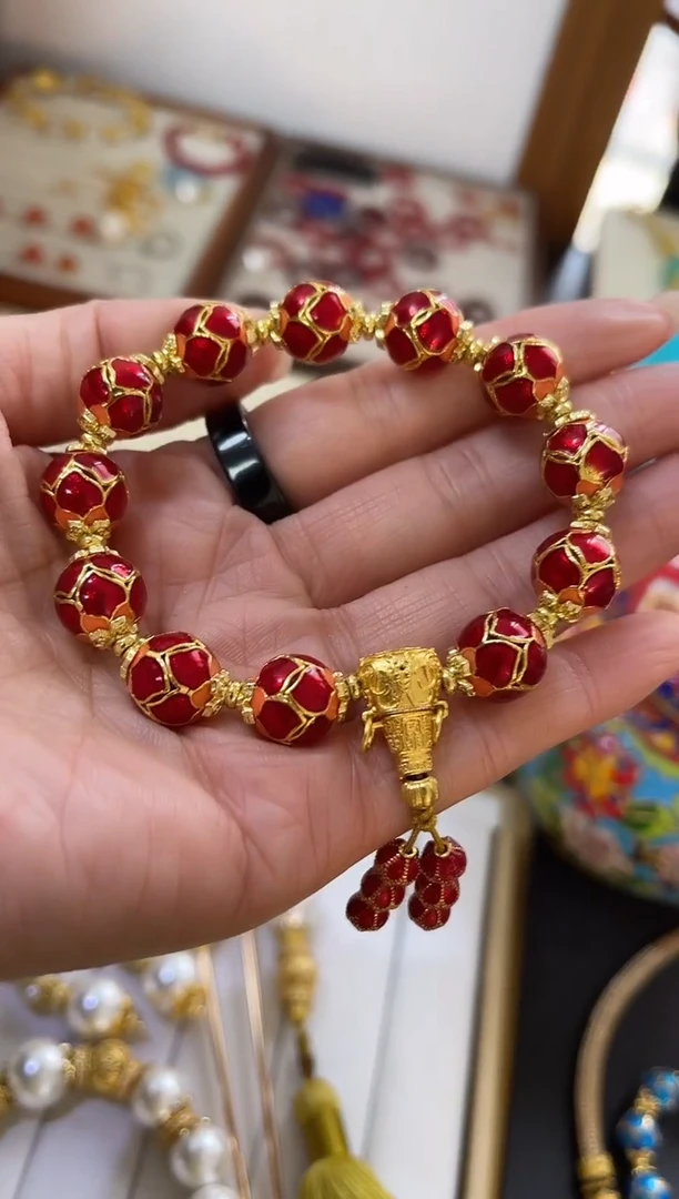 枫*，红色莲花珐琅手串