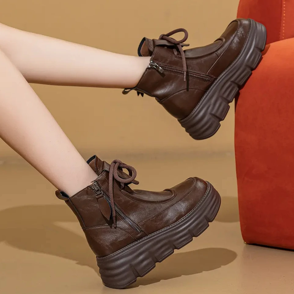 雨土同款2025秋季百搭马丁靴女英伦风复古厚底增高休闲鞋时尚短靴