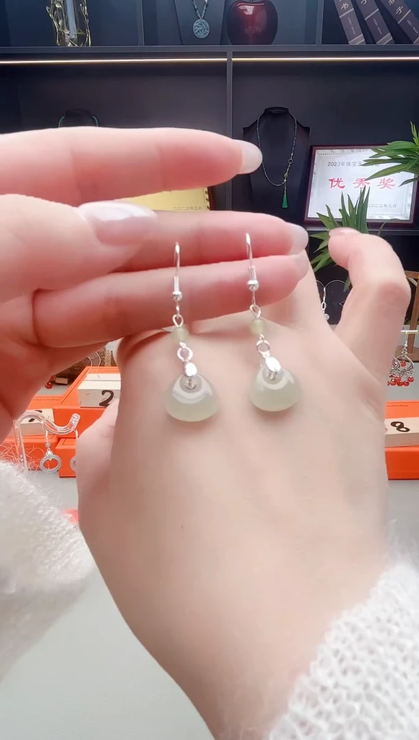未镶嵌和田玉耳饰X03