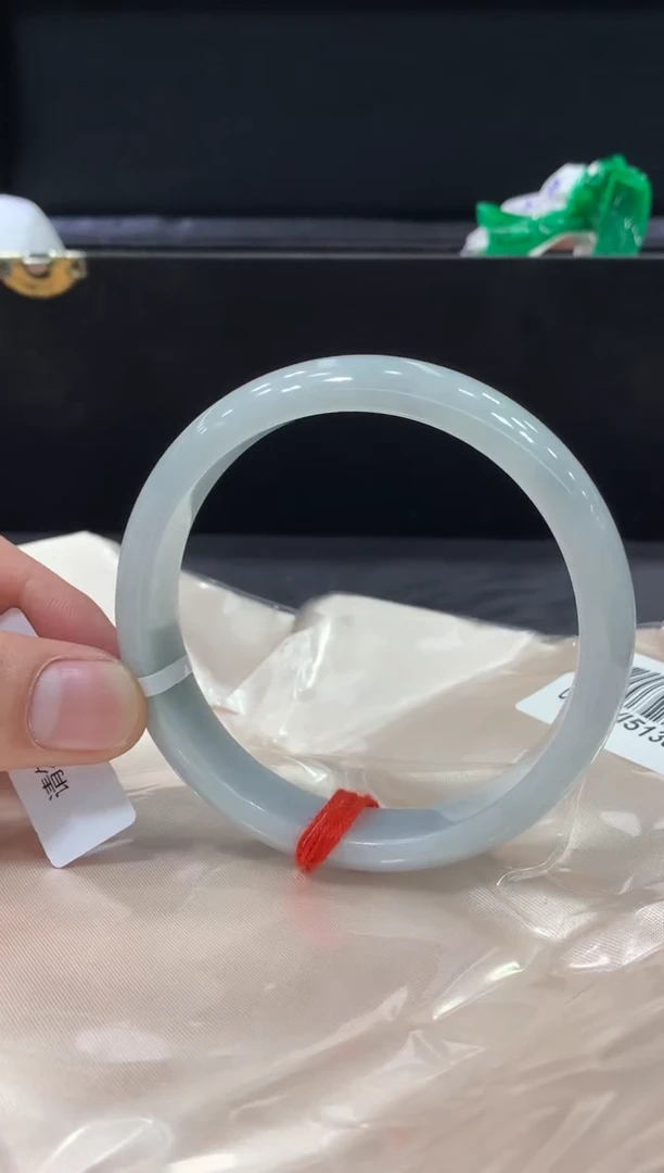 未镶嵌手镯翡翠翡翠手镯