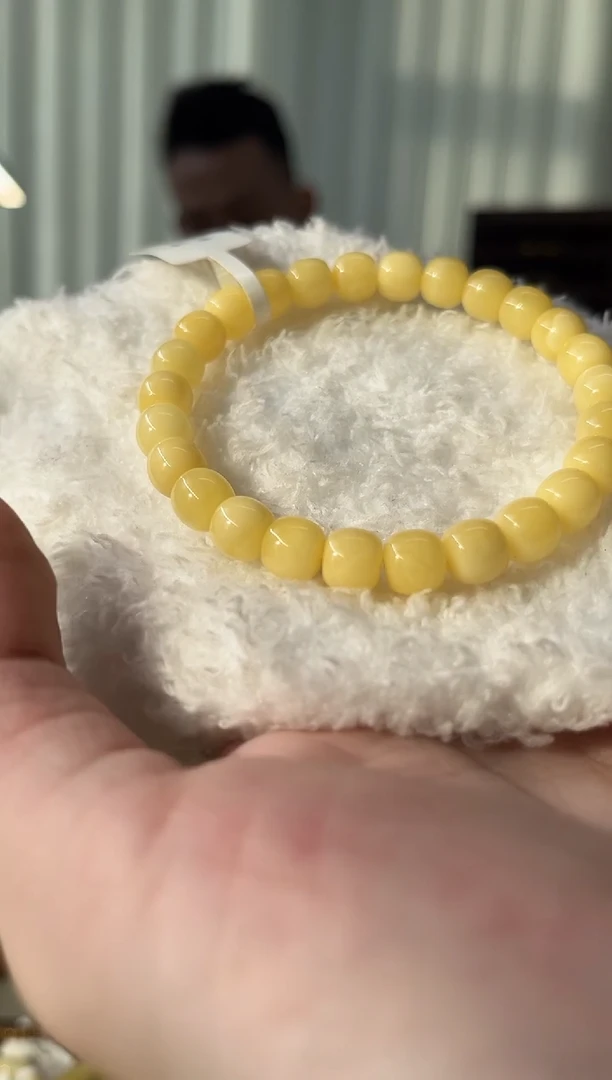 裸石琥珀未镶嵌就****的琥珀蜜蜡d051