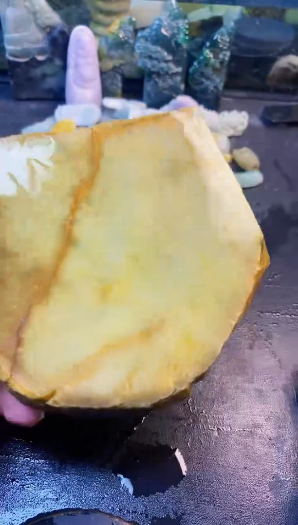 颈饰未镶嵌翡翠红*天然翡翠058