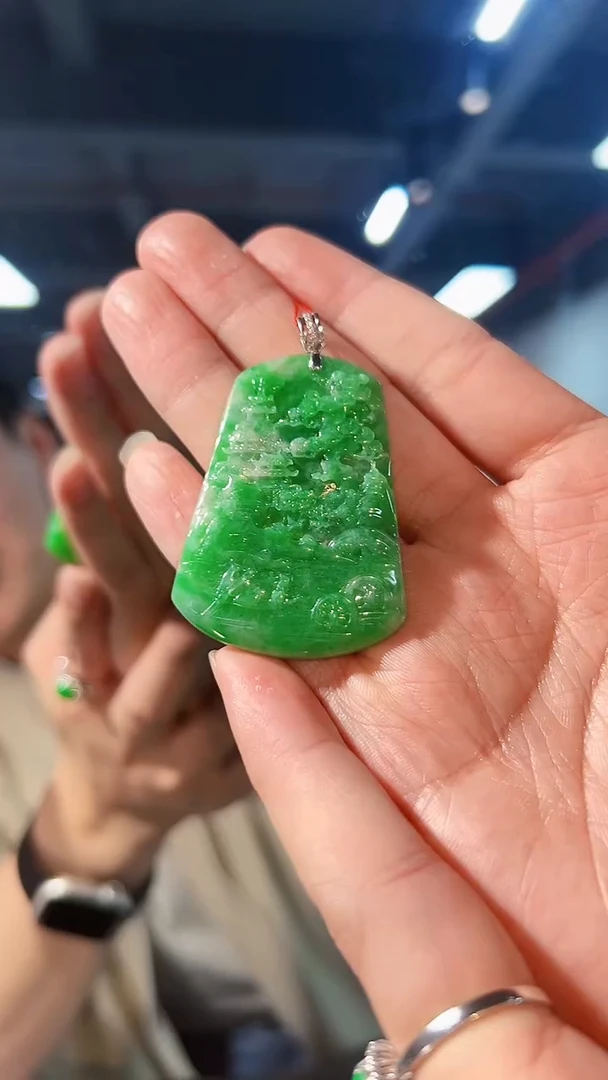 【闪购商品】翡翠颈饰18K金镶嵌缅料A货/支持复检/一件