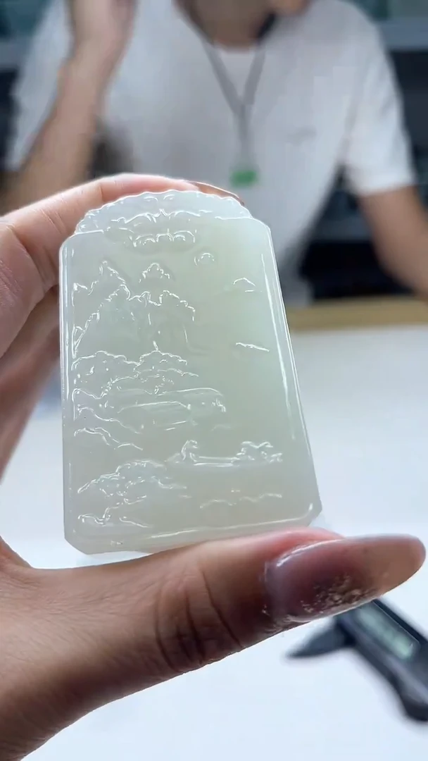 无非金属白山水牌