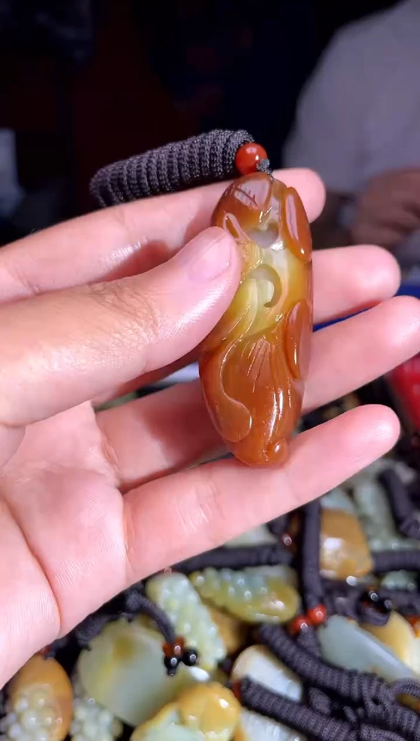 和田玉未镶嵌挂件1