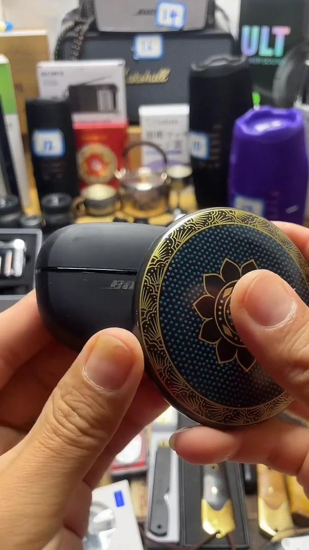 瓷片闪购商品 如图所示