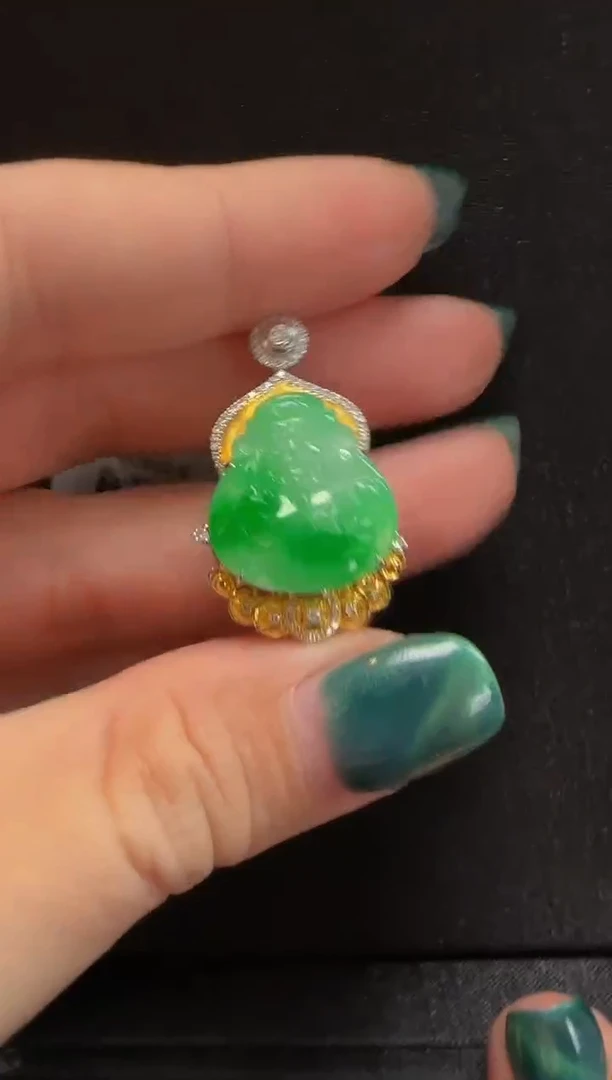 【闪购商品】翡翠颈饰18K金镶嵌585绿财神爷