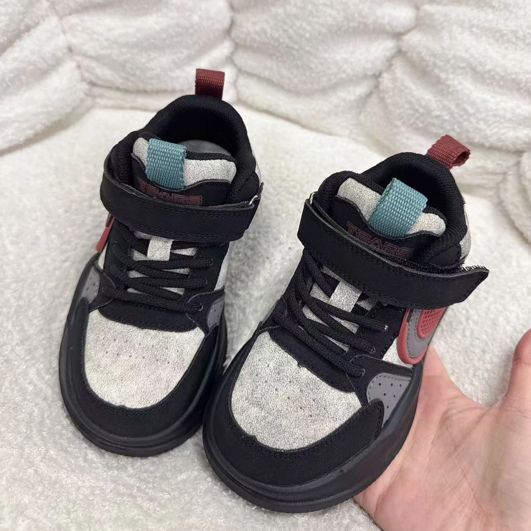 25377-1牧歌搞高端儿童时尚百搭舒适超轻板鞋