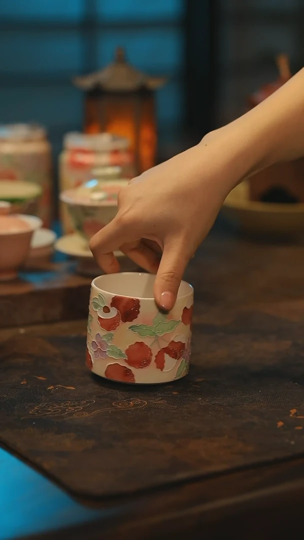 陶瓷景德镇高温釉下彩手工手绘款式