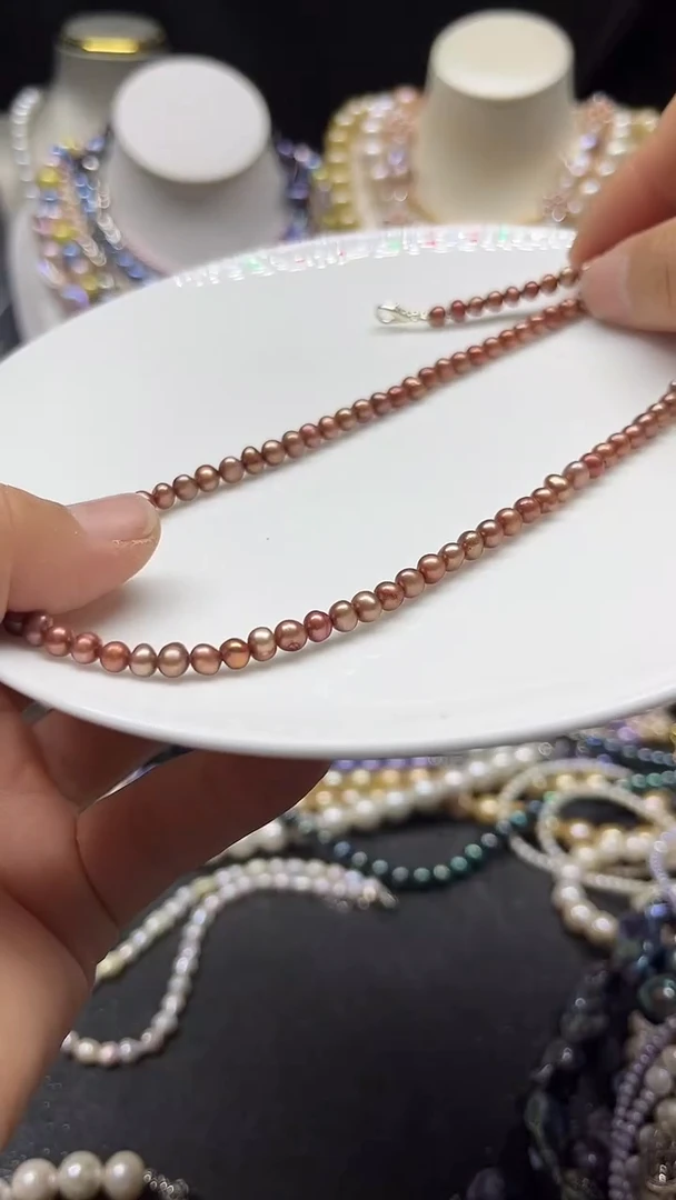 颈饰未镶嵌淡水珍珠多人