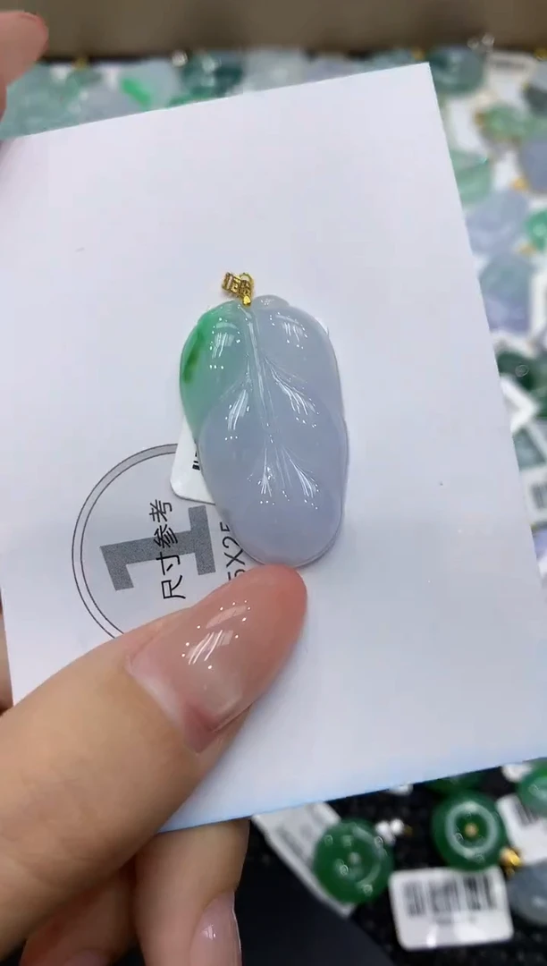 颈饰18K金镶嵌翡翠11111111