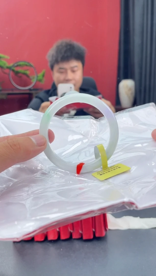 未镶嵌手镯翡翠4