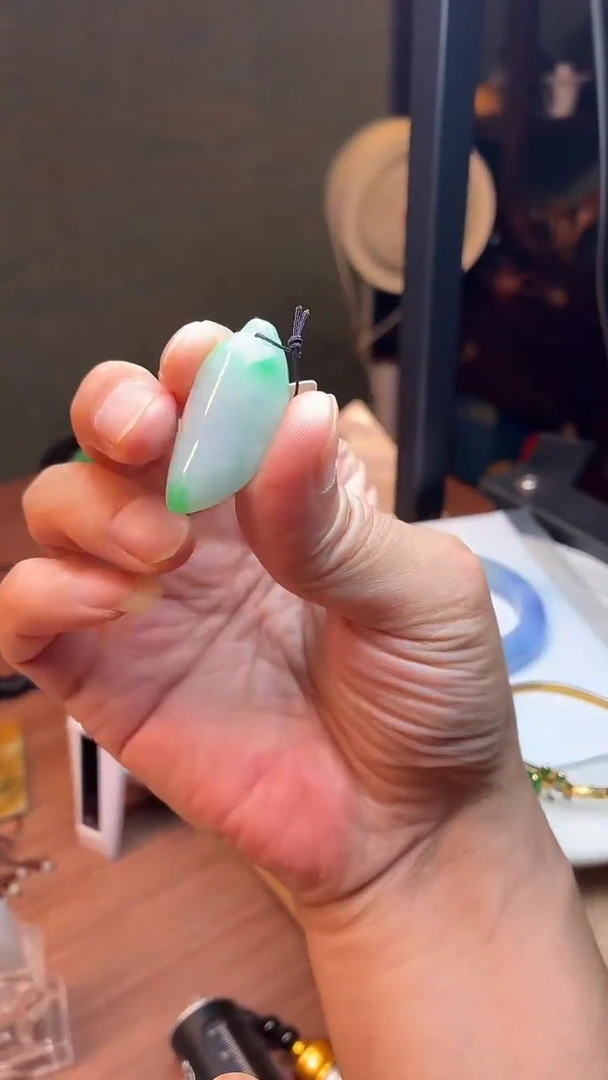 吊坠(不含链)未镶嵌翡翠翡翠吊坠