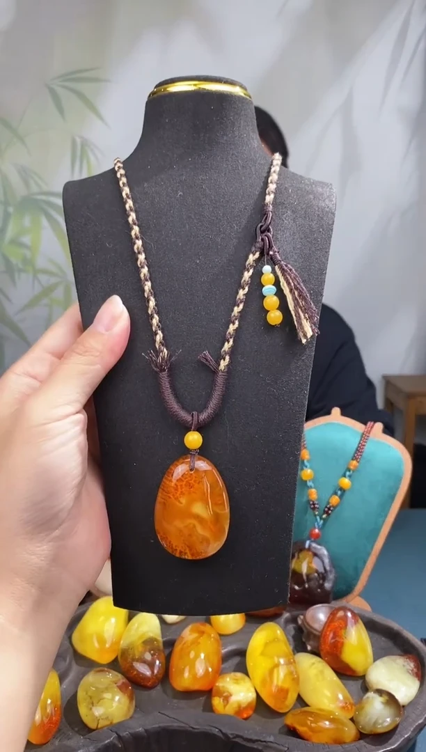 裸石琥珀未镶嵌 全国 包邮