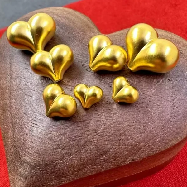 18K金亮面屁桃心爱心路路通配件diy(拍13颗赠合金手链)