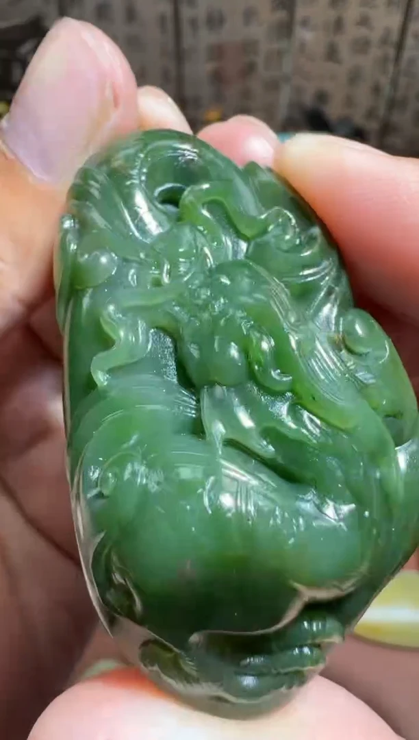未镶嵌和田玉挂件和田玉