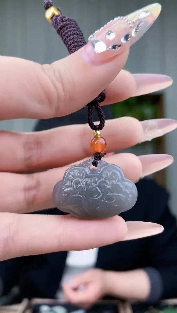 【闪购商品】和田玉挂件未镶嵌拍一发一，多样性发货！