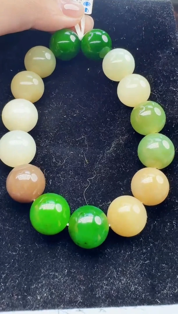 定制和田玉玉鉴东方天然和田玉（拍一发一）